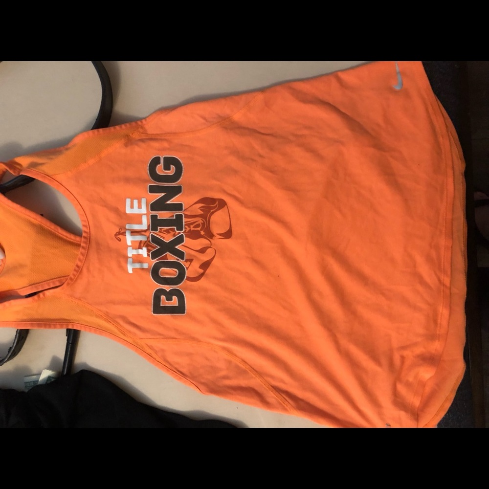 Under armor dry fit